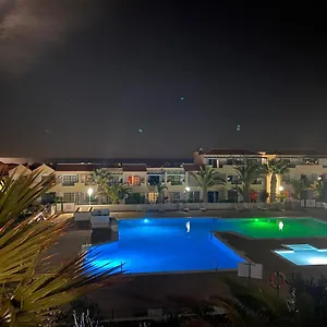 Torres Del Castillo, 208marina Apartment